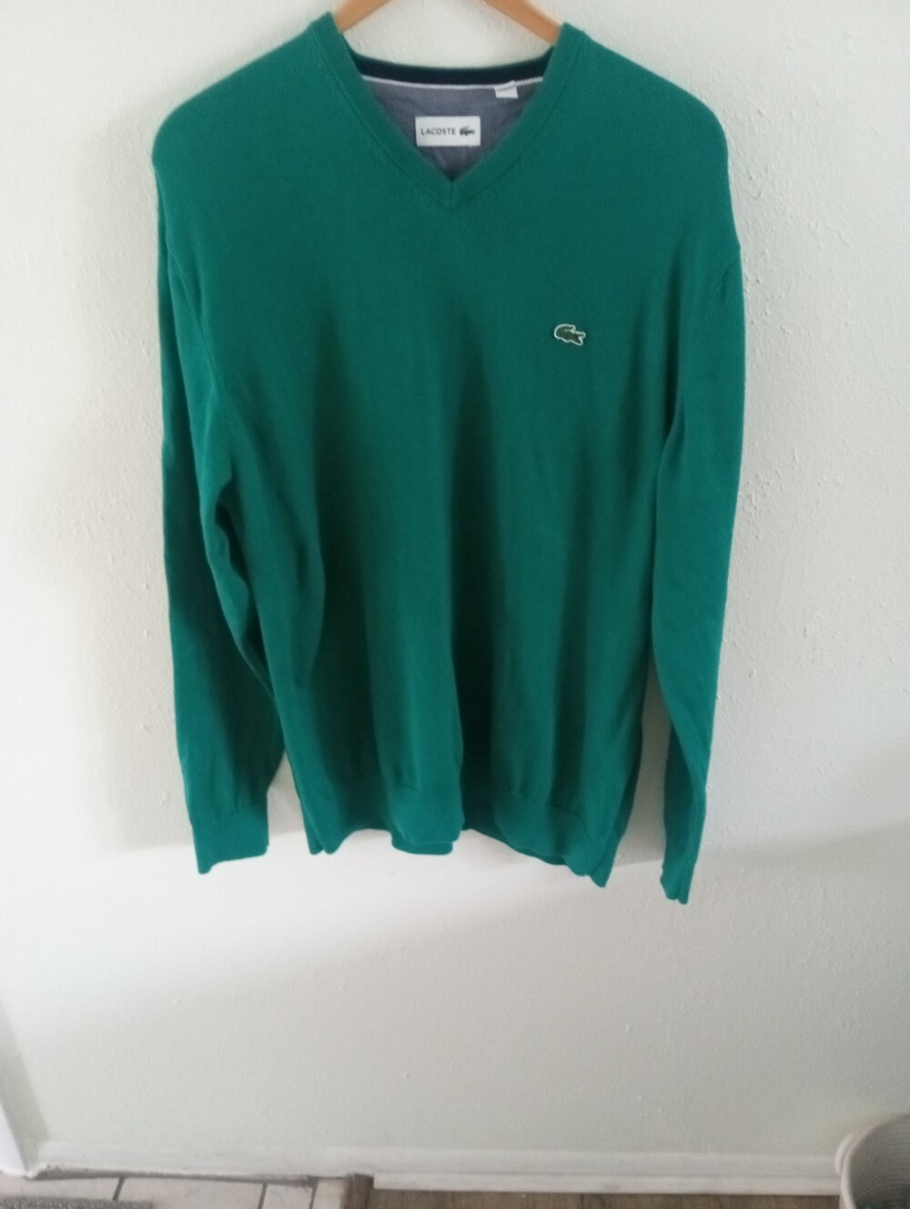 LACOSTE Kelly Green Cotton V-Neck Sweater | 7 XXL - Picture 2 of 8